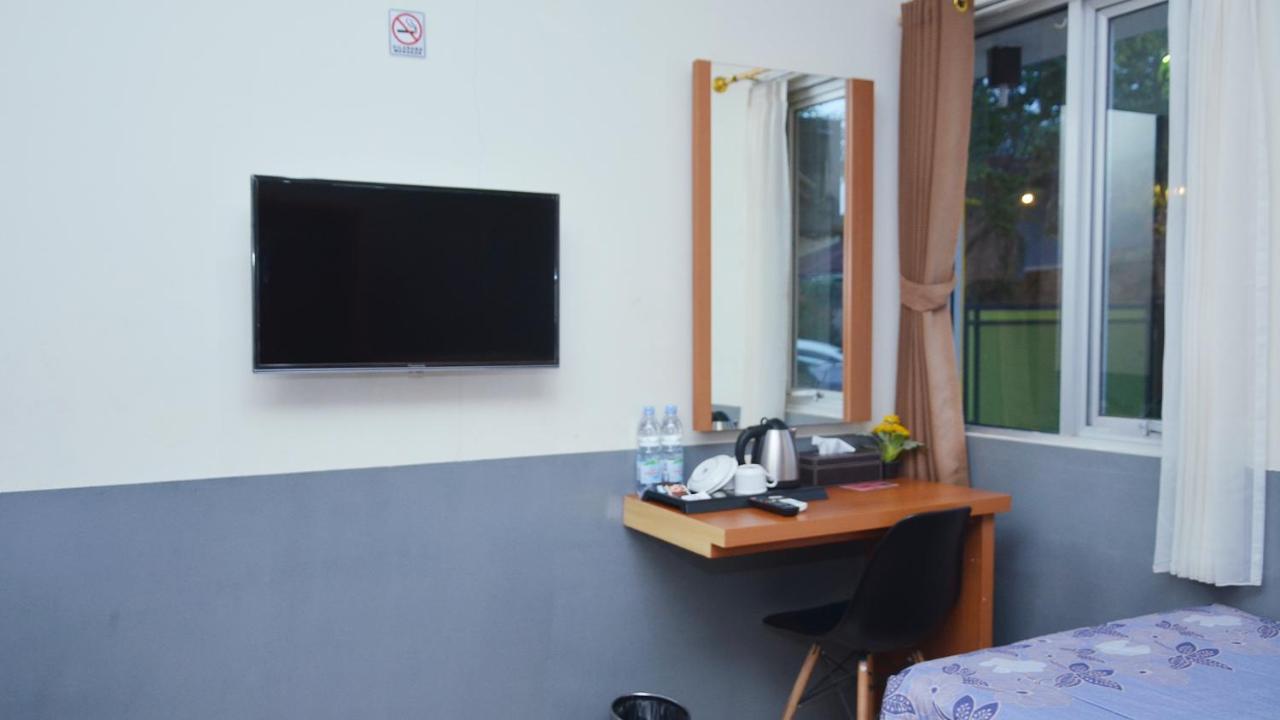 Gaia Asri Hotel Pamanukan Hilir 외부 사진